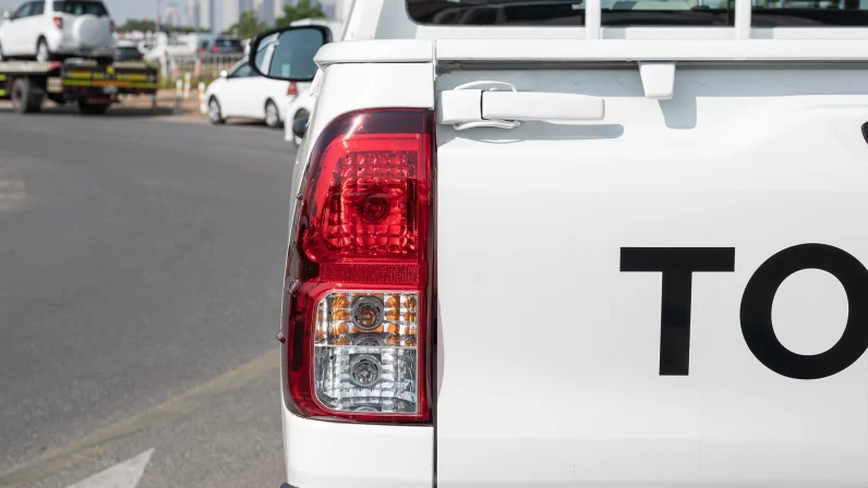 TOYOTA HILUX 2023 (LHD)