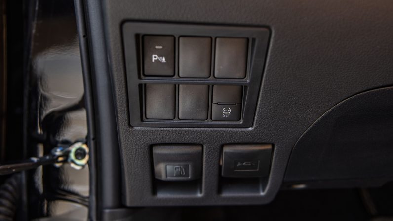 TOYOTA FORTUNER 2022 (LHD)