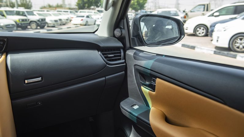 TOYOTA FORTUNER 2022 (LHD)