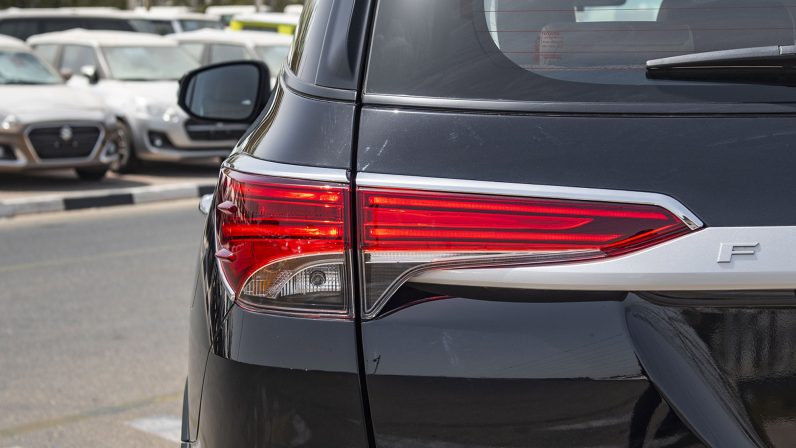 TOYOTA FORTUNER 2022 (LHD)