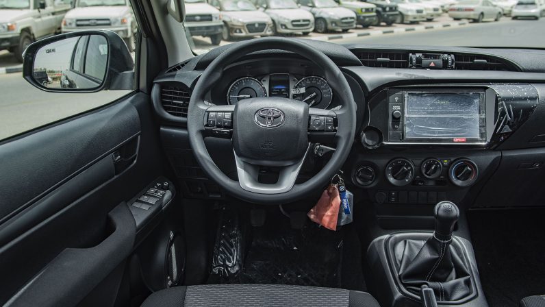 Toyota Hilux 2022 (LHD)