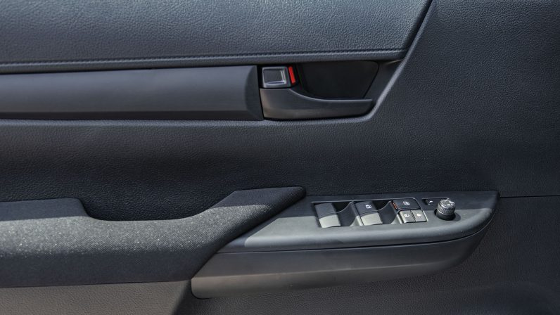 Toyota Hilux 2022 (LHD)