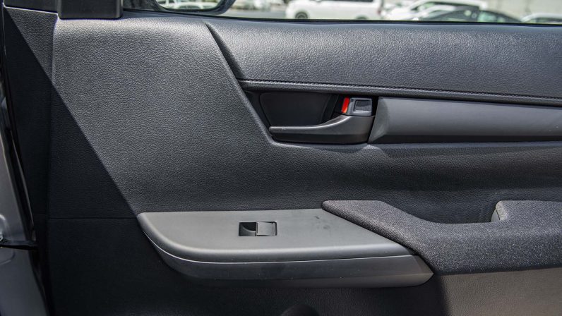 Toyota Hilux 2022 (LHD)