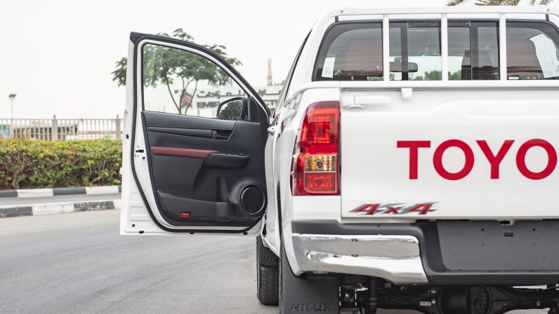 Toyota Hilux 2022 (LHD)