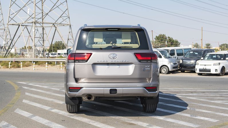 Toyota Land Cruiser 300 2022 (LHD)