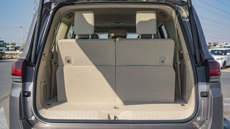 Toyota Land Cruiser 300 2022 (LHD)