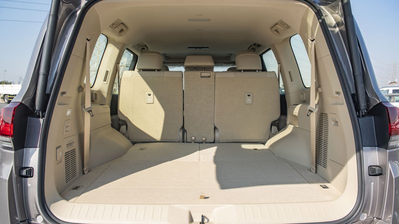 Toyota Land Cruiser 300 2022 (LHD)