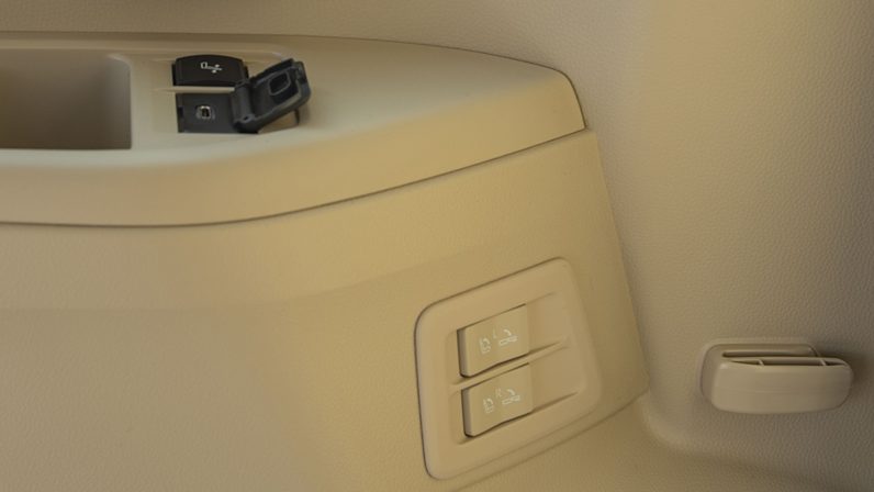 Toyota Land Cruiser 300 2022 (LHD)