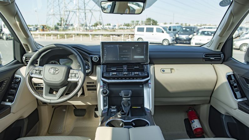 Toyota Land Cruiser 300 2022 (LHD)