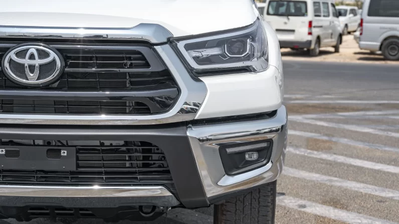 Toyota Hilux 2022 (LHD)
