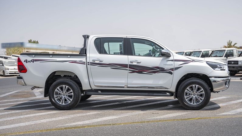 Toyota Hilux 2022 (LHD)