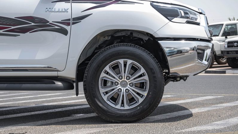 Toyota Hilux 2022 (LHD)