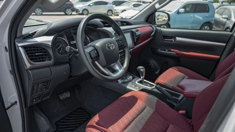 Toyota Hilux 2022 (LHD)