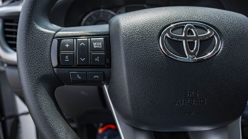 Toyota Hilux 2022 (LHD)