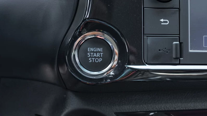 Toyota Hilux 2022 (LHD)