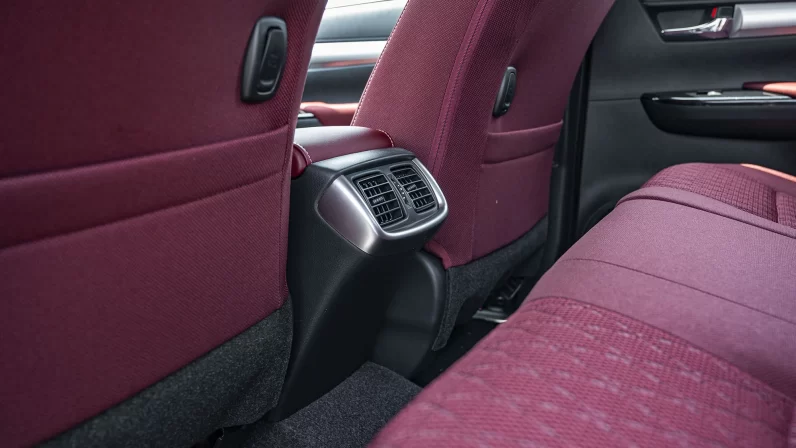 Toyota Hilux 2022 (LHD)