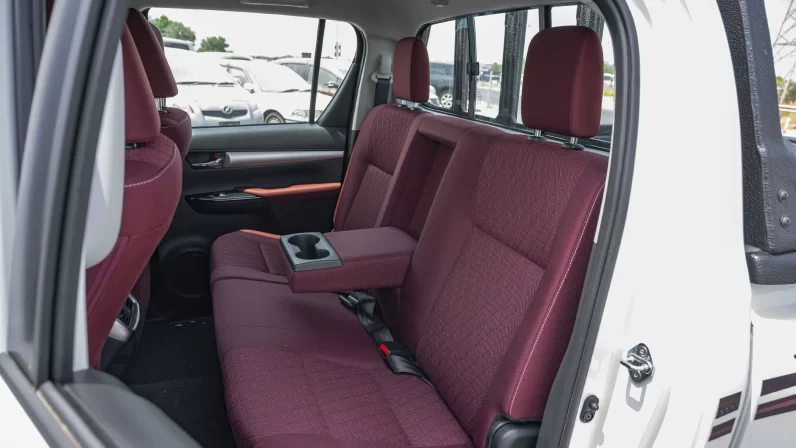 Toyota Hilux 2022 (LHD)