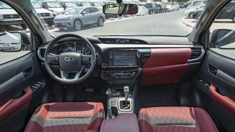 Toyota Hilux 2022 (LHD)