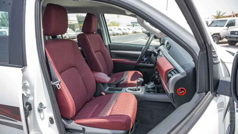 Toyota Hilux 2022 (LHD)