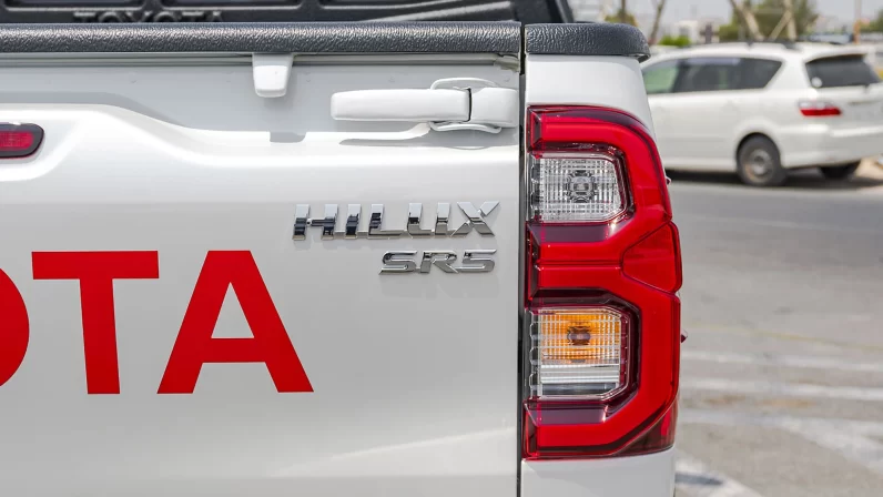 Toyota Hilux 2022 (LHD)