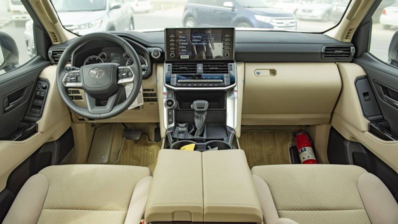 Toyota Land Cruiser 300 2022 (LHD)