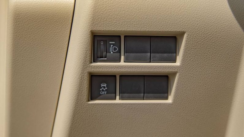 Toyota Land Cruiser 300 2022 (LHD)