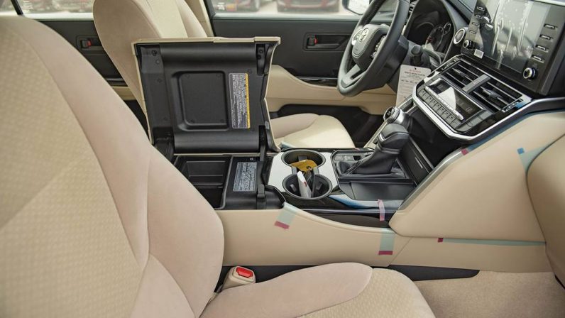 Toyota Land Cruiser 300 2022 (LHD)