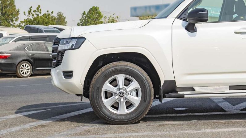 Toyota Land Cruiser 300 2022 (LHD)