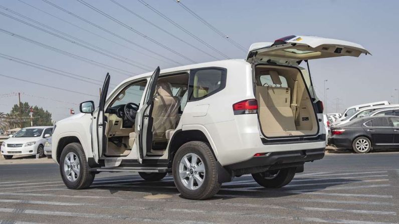 Toyota Land Cruiser 300 2022 (LHD)