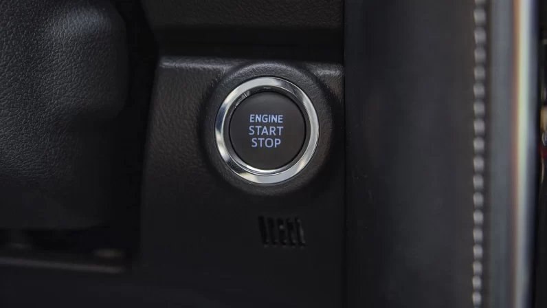 TOYOTA FORTUNER 2023 (LHD)