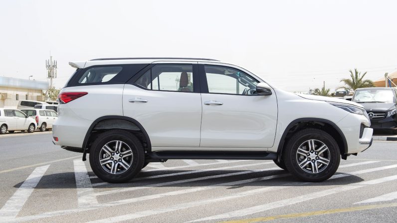 Toyota Fortuner 2022 (LHD)