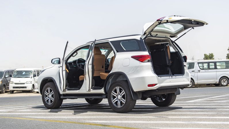 Toyota Fortuner 2022 (LHD)