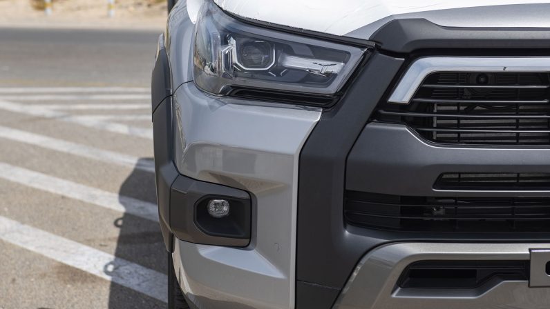 Toyota Hilux 2022 (LHD)