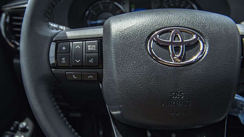 Toyota Hilux 2022 (LHD)
