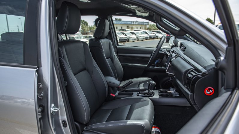 Toyota Hilux 2022 (LHD)