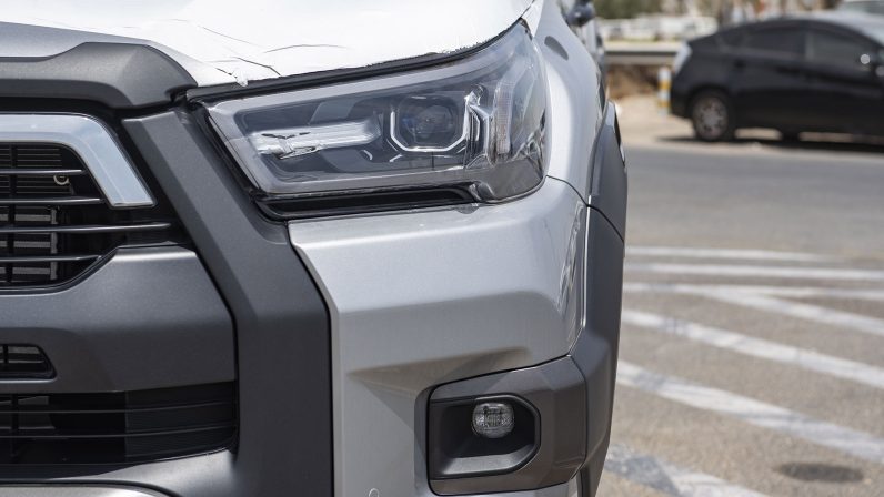 Toyota Hilux 2022 (LHD)