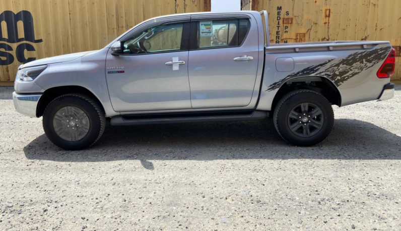HDCDMH2 -HILUX DC DIESEL 2.4L 4×4 HI 6MT A 2022
