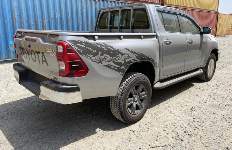 HDCDMH2 -HILUX DC DIESEL 2.4L 4×4 HI 6MT A 2022