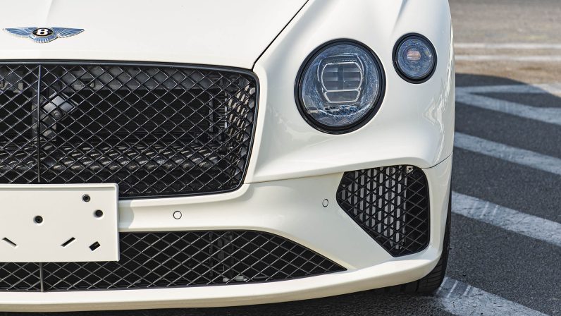(LHD) BENTLEY CONTINENTAL GT 6.0P AT 2019