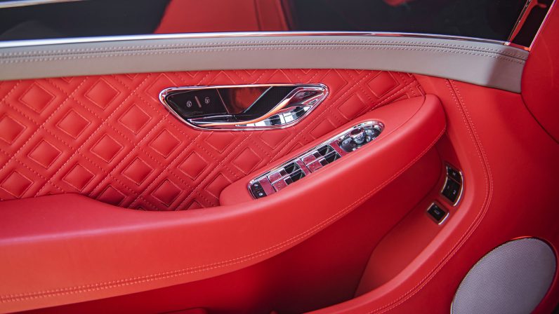 (LHD) BENTLEY CONTINENTAL GT 6.0P AT 2019