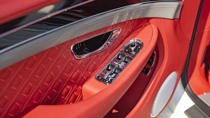 (LHD) BENTLEY CONTINENTAL GT 6.0P AT 2019