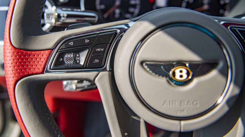 (LHD) BENTLEY CONTINENTAL GT 6.0P AT 2019