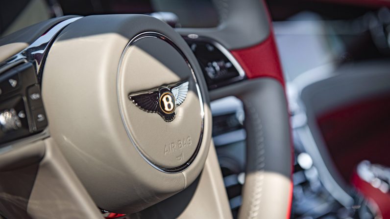 (LHD) BENTLEY CONTINENTAL GT 6.0P AT 2019