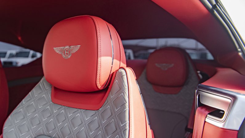 (LHD) BENTLEY CONTINENTAL GT 6.0P AT 2019