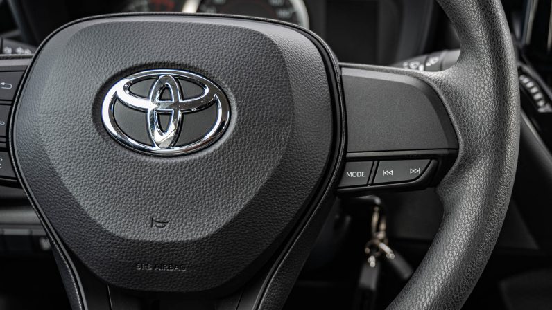 (LHD) TOYOTA COROLLA 1.6P AT 2022