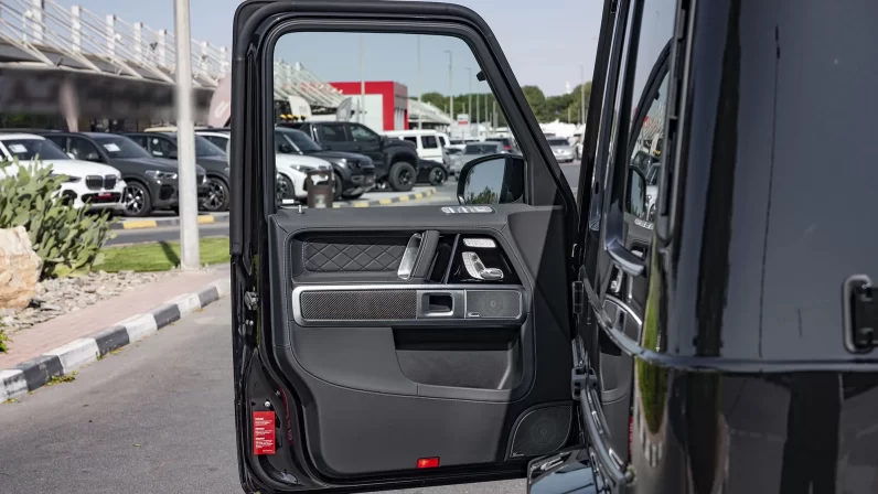 (LHD) MERCEDES BENZ G-CLASS G 63 4.0P AT 2022