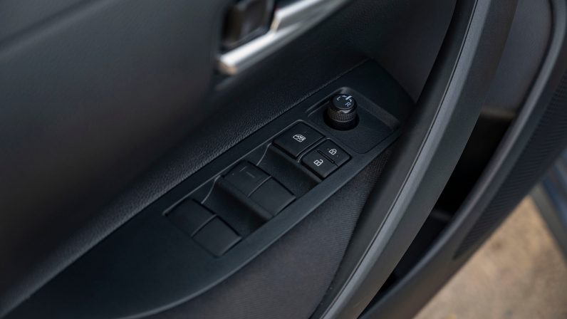 (LHD) TOYOTA COROLLA 1.6P AT MY2023