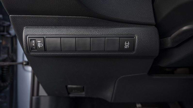 (LHD) TOYOTA COROLLA 1.6P AT MY2023