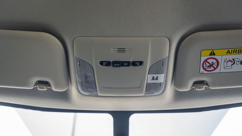 (LHD) TOYOTA COROLLA 1.6P AT MY2023