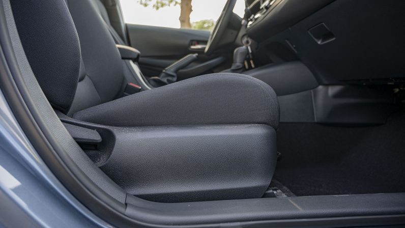 (LHD) TOYOTA COROLLA 1.6P AT MY2023